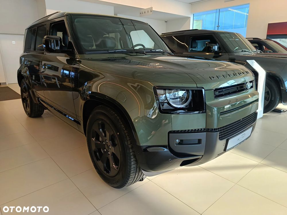 Land Rover Defender - 3