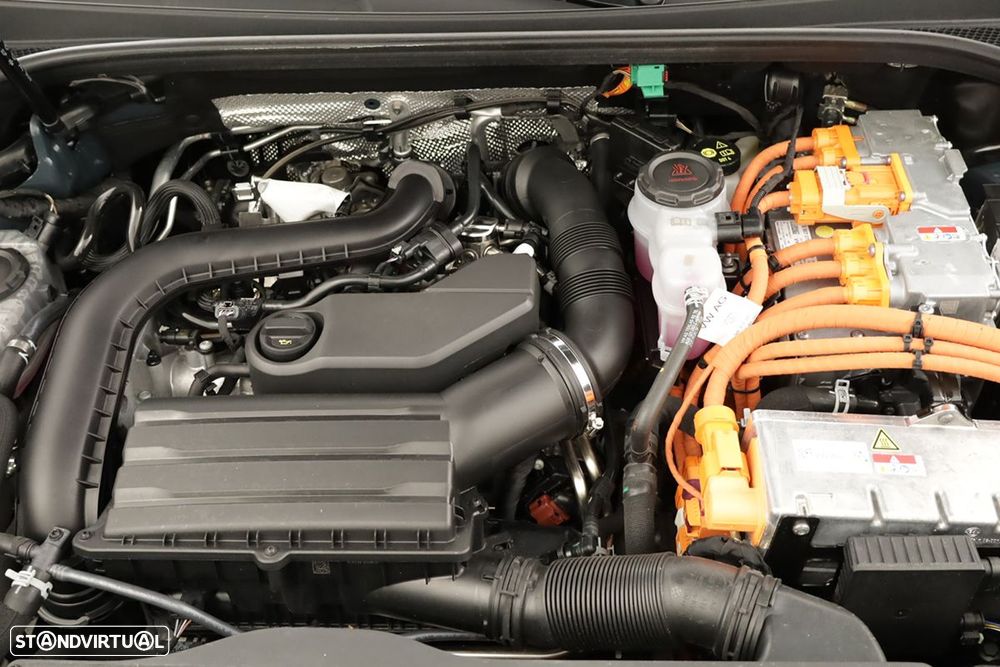 Cupra Terramar 1.5 e-Hybrid DSG - 24