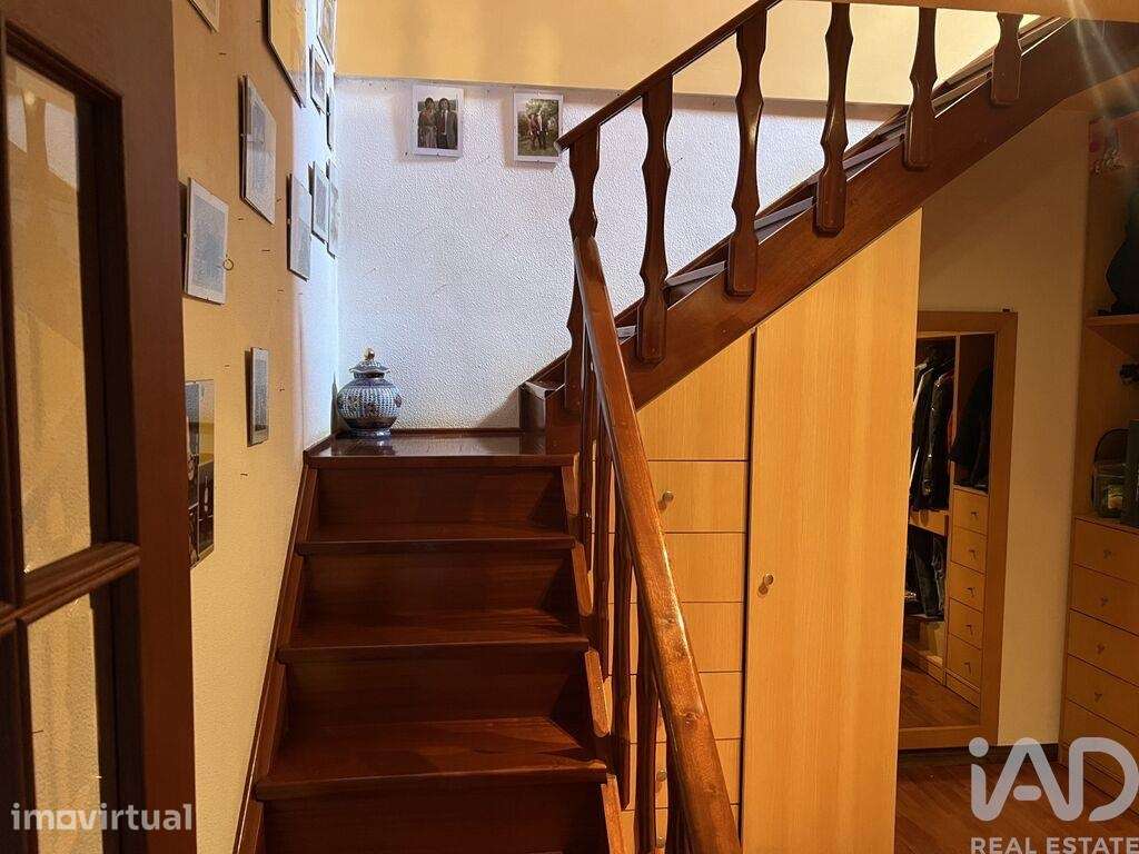 Apartamento T3 em Castro Daire de 102 m2 - Grande imagem: 2/24