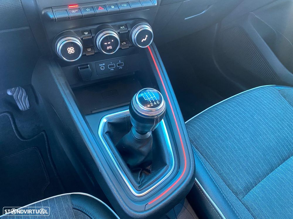 Renault Clio BLUE dCi 85 EXPERIENCE - 13
