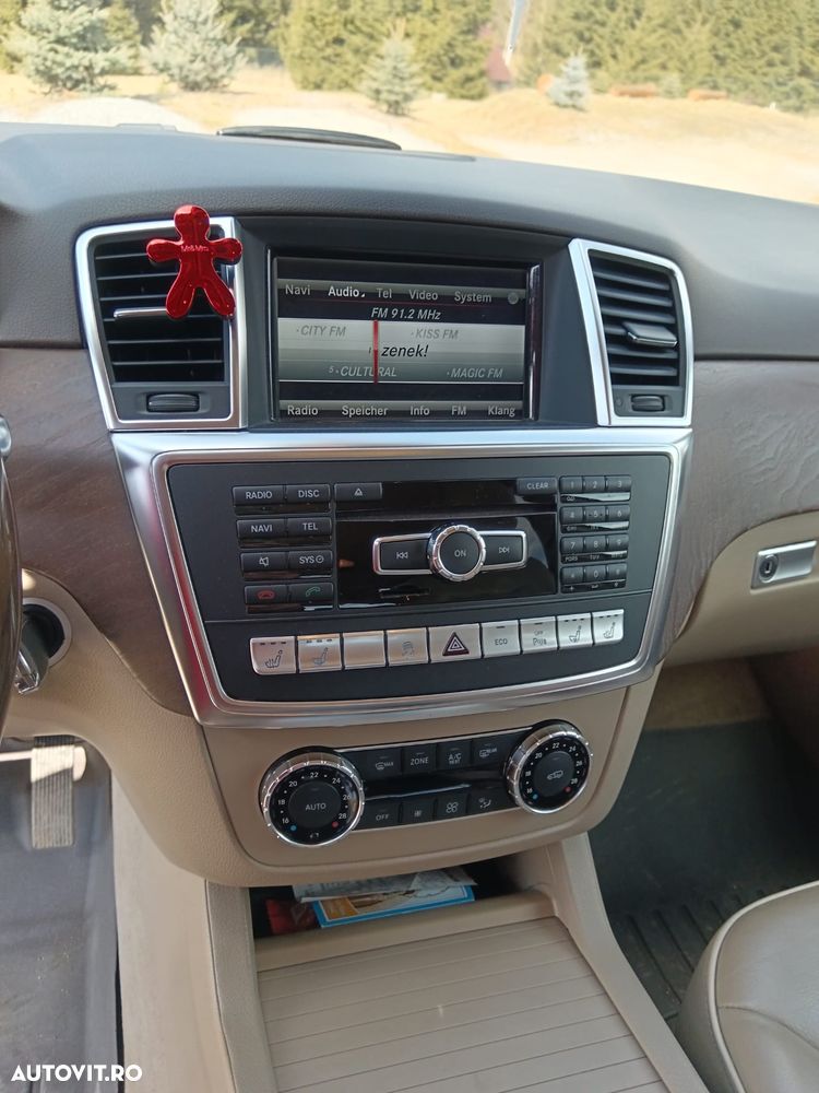 Mercedes-Benz ML 350 BlueTEC 4MATIC 7G-TRONIC - 17