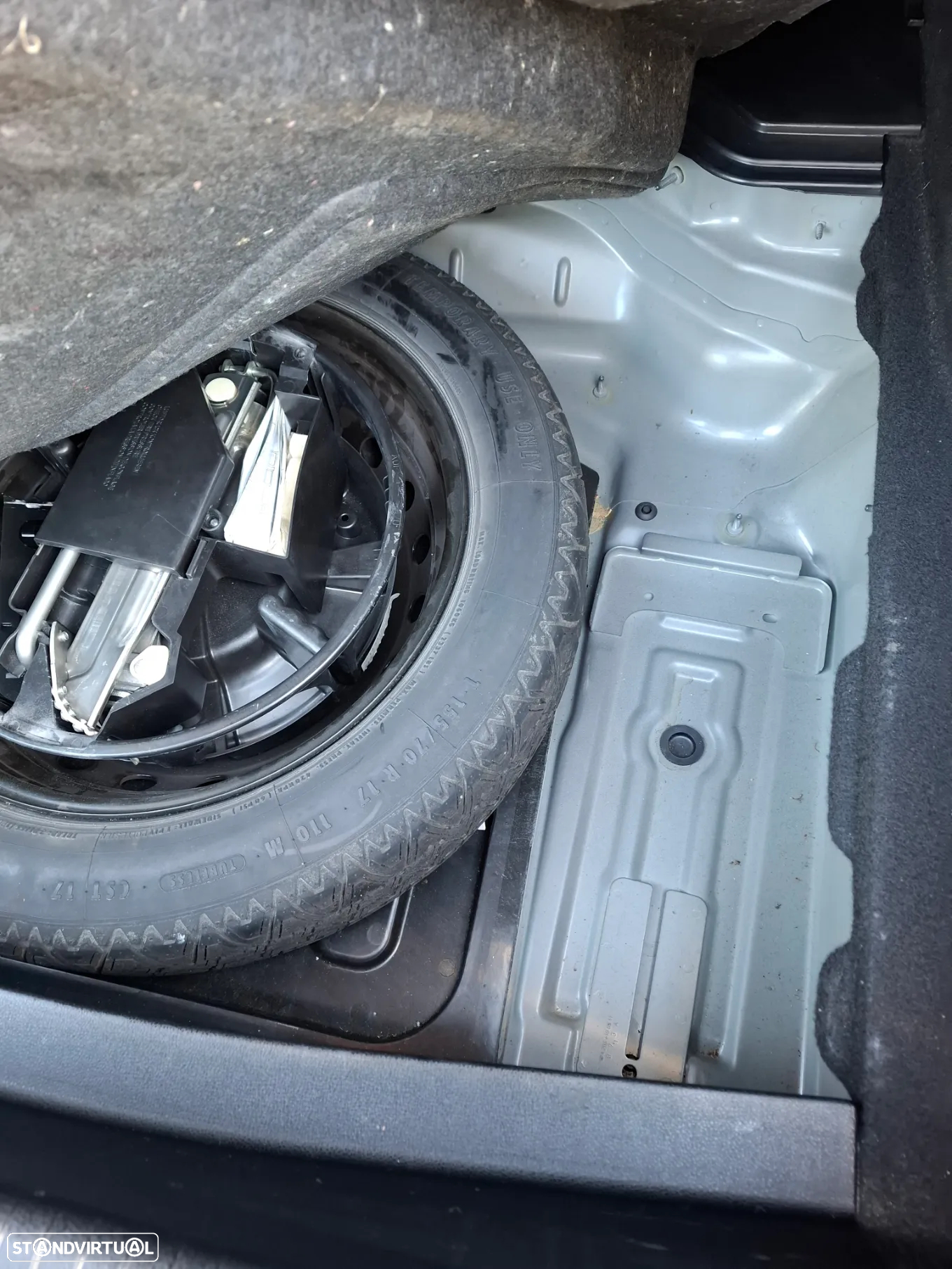 Mercedes-Benz E 250 CDi Avantgarde BE Auto. - 16