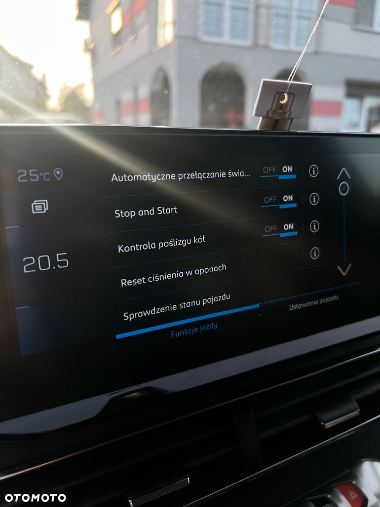 Peugeot 3008 - 19