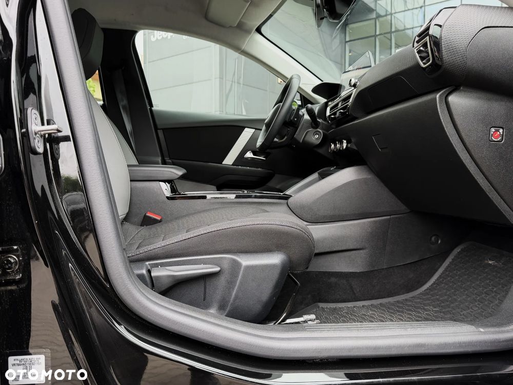 Citroën C4 1.2 PureTech Plus S&S EAT8 - 20