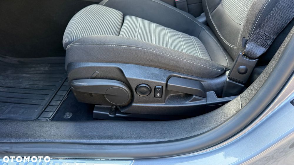 Opel Insignia 2.0 CDTI 4x4 ecoFLEX Start/Stop Business Innovation - 19