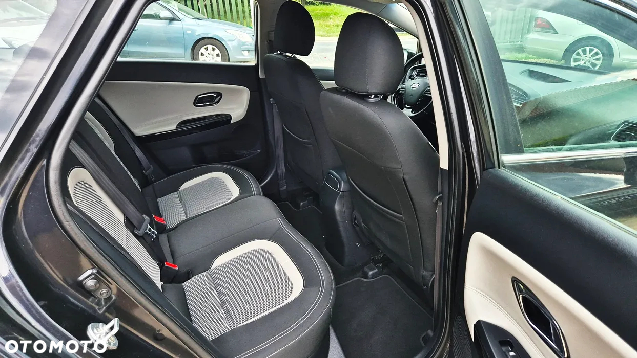 Kia Ceed Cee'd 1.6 GDI XL - 34