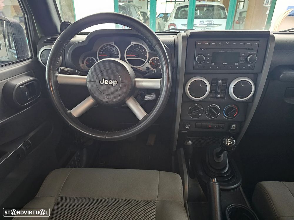 Jeep Wrangler Unlimited 2.8 CRD MTX Sahara Limited - 17