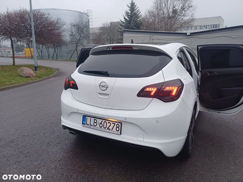 Opel Astra 2.0 CDTI DPF ecoFLEX Start/Stop Active - 6