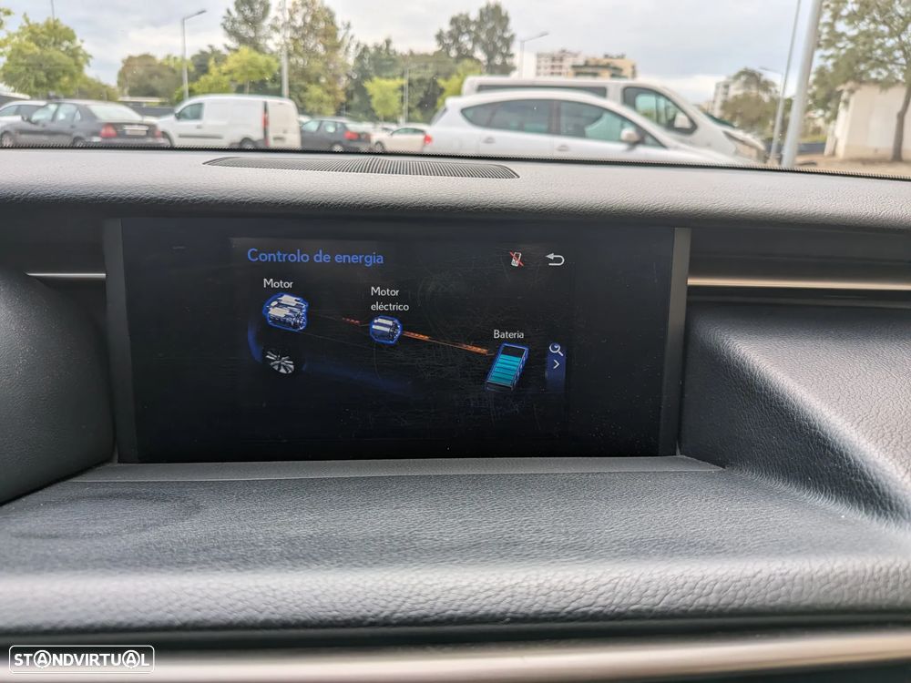 Lexus IS 300H Pack Executive - 14