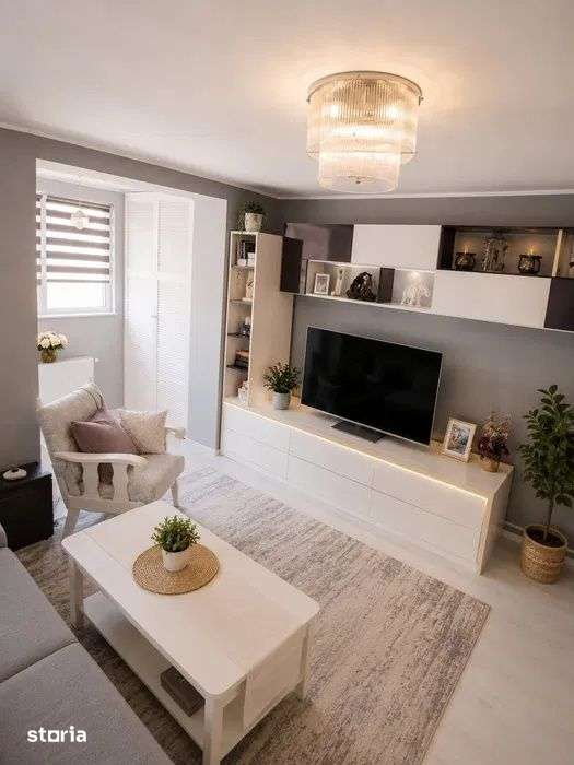 Apartament cu 3 camere, 75 mp, parcare, zona Eroilor — fotografia 1