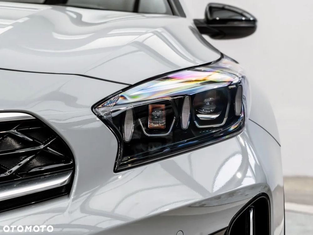 Kia XCeed 1.6 T-GDI Tribute DCT - 12