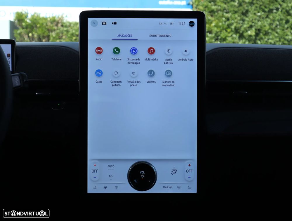 Ford Mustang Mach-E AWD PREMIUM - 48