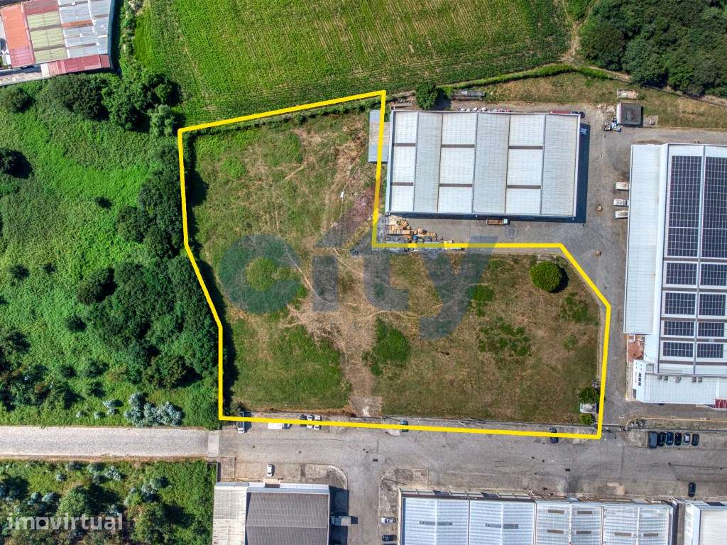 Terreno Industrial/Logístico na Maia - Grande imagem: 2/27