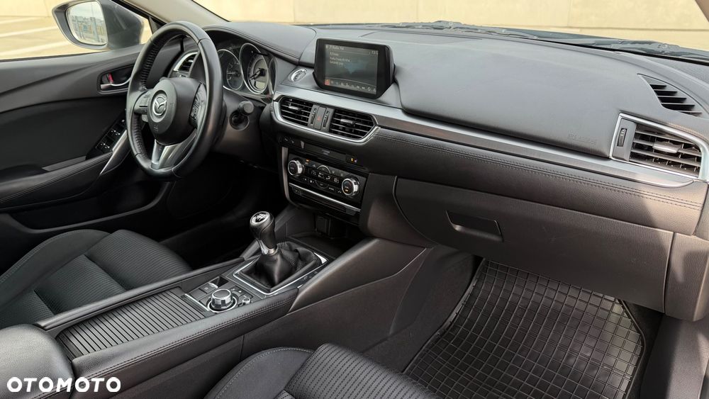 Mazda 6 - 16
