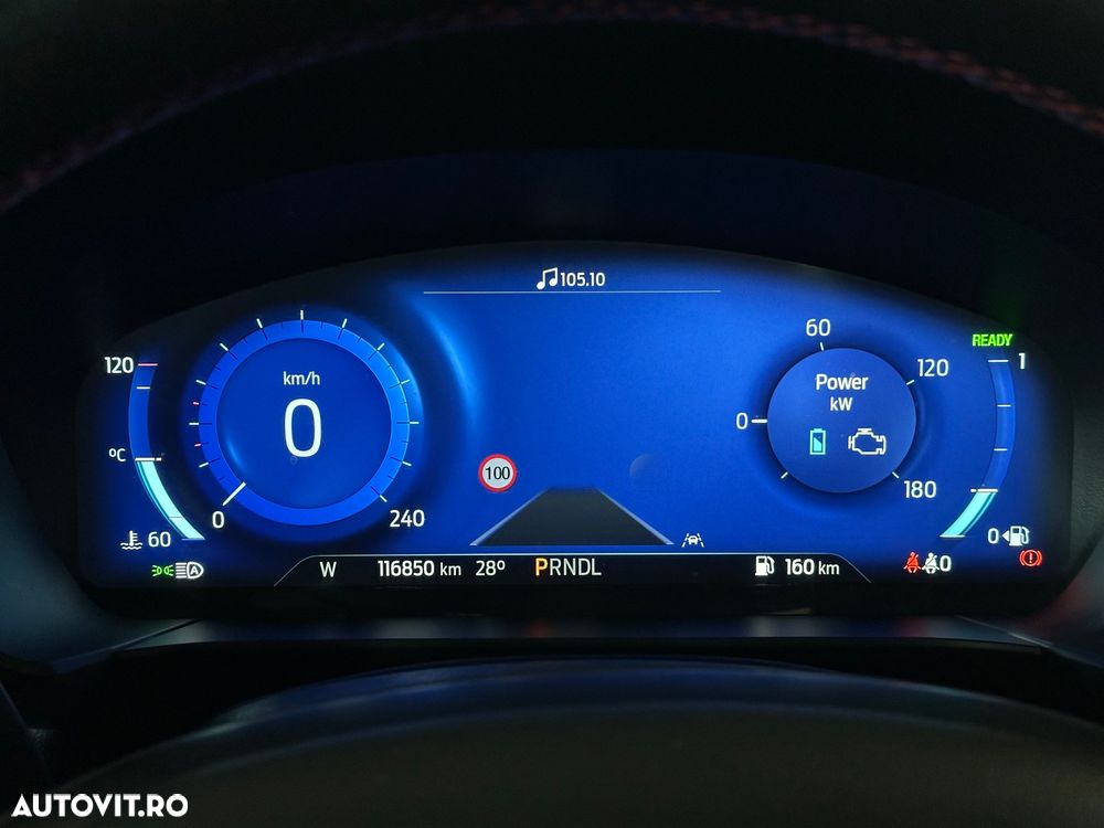 Ford Kuga 2.5 Duratec FHEV ST-LINE - 10