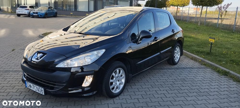 Peugeot 308 1.6 HDi Trendy Navtech - 1