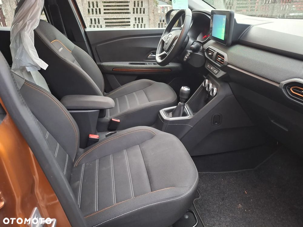 Dacia Sandero Stepway 1.0 TCe SL Celebration S&S - 13