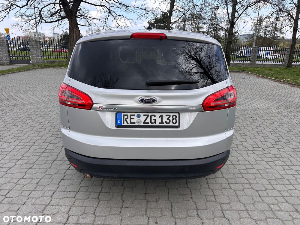 Ford S-Max 2.0 TDCi DPF Champions Edition - 34
