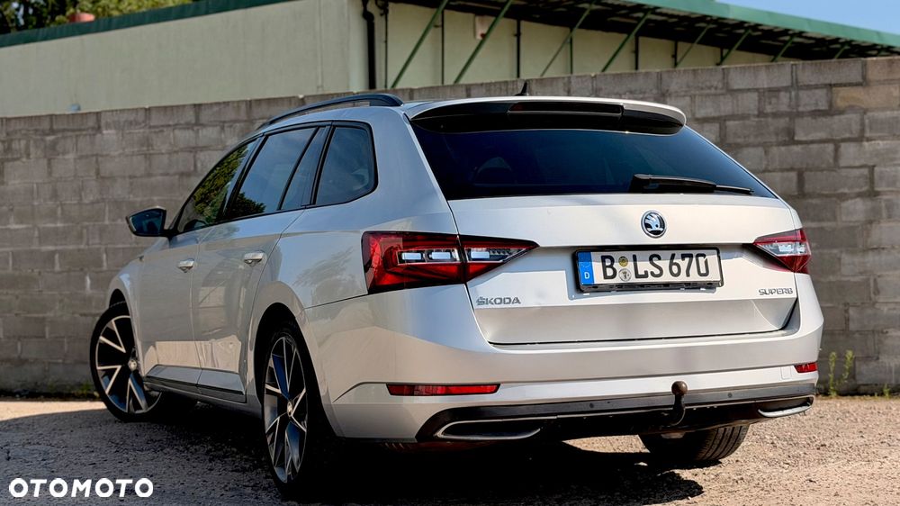 Skoda Superb 1.8 TSI DSG SportLine - 14