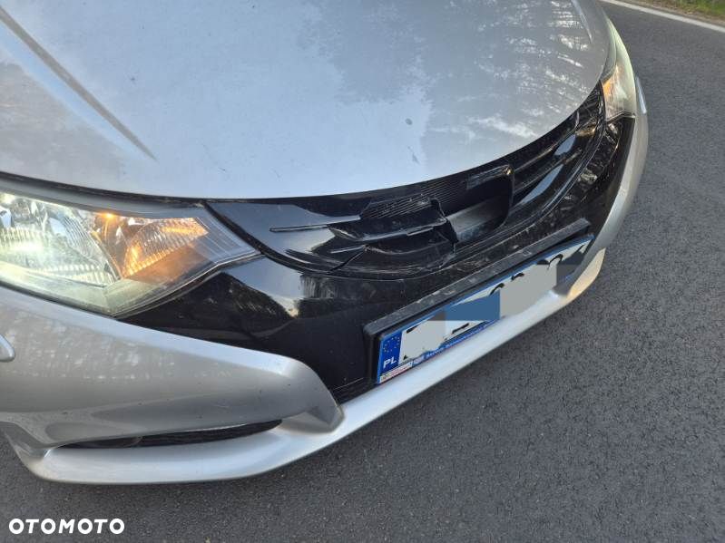 Honda Civic 1.6 i-DTEC Lifestyle Black Edition - 5