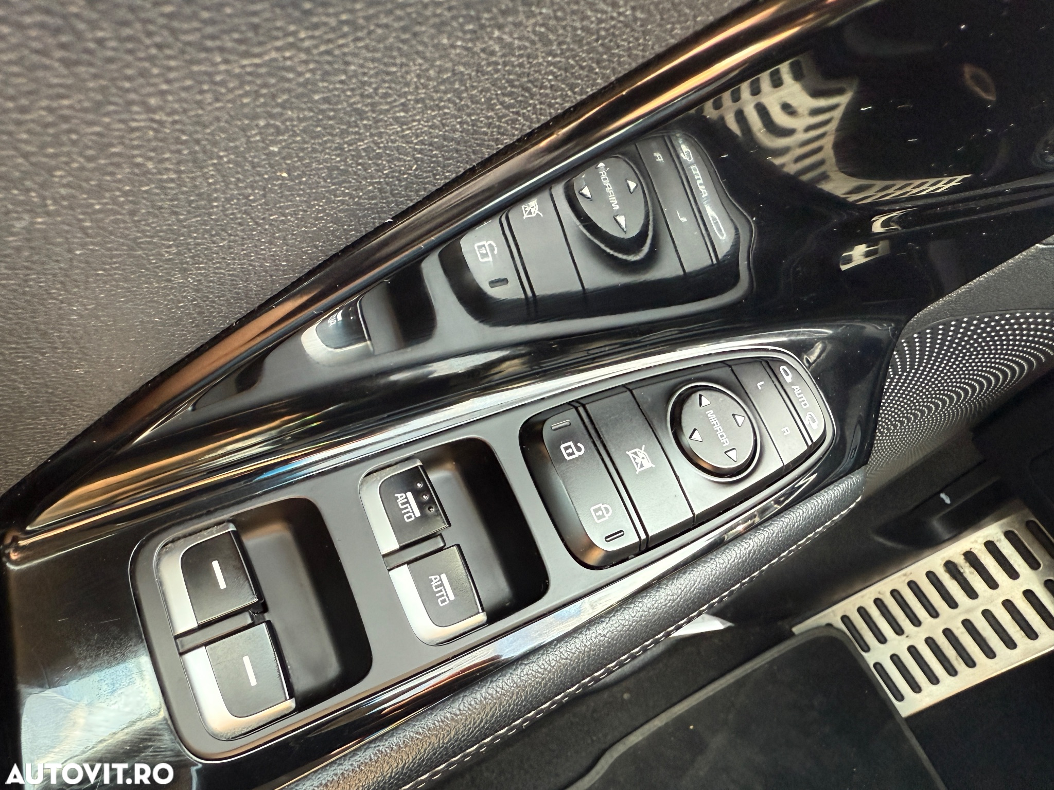 Kia Niro 1.6 GDI HEV 2WD OPF Aut. Edition 7 - 16