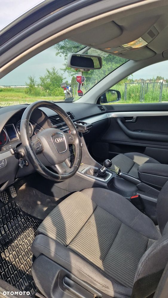Audi A4 Avant 1.8 T - 13