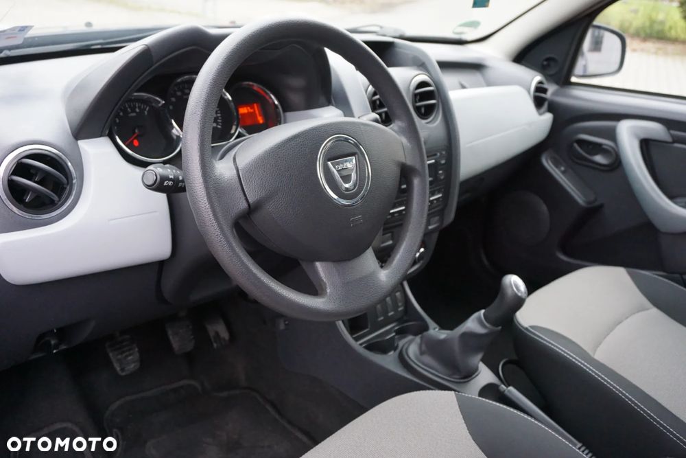 Dacia Duster 1.6 16V 4x2 Essentiel - 9