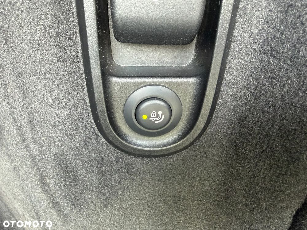 BMW Seria 5 520d mHEV - 15