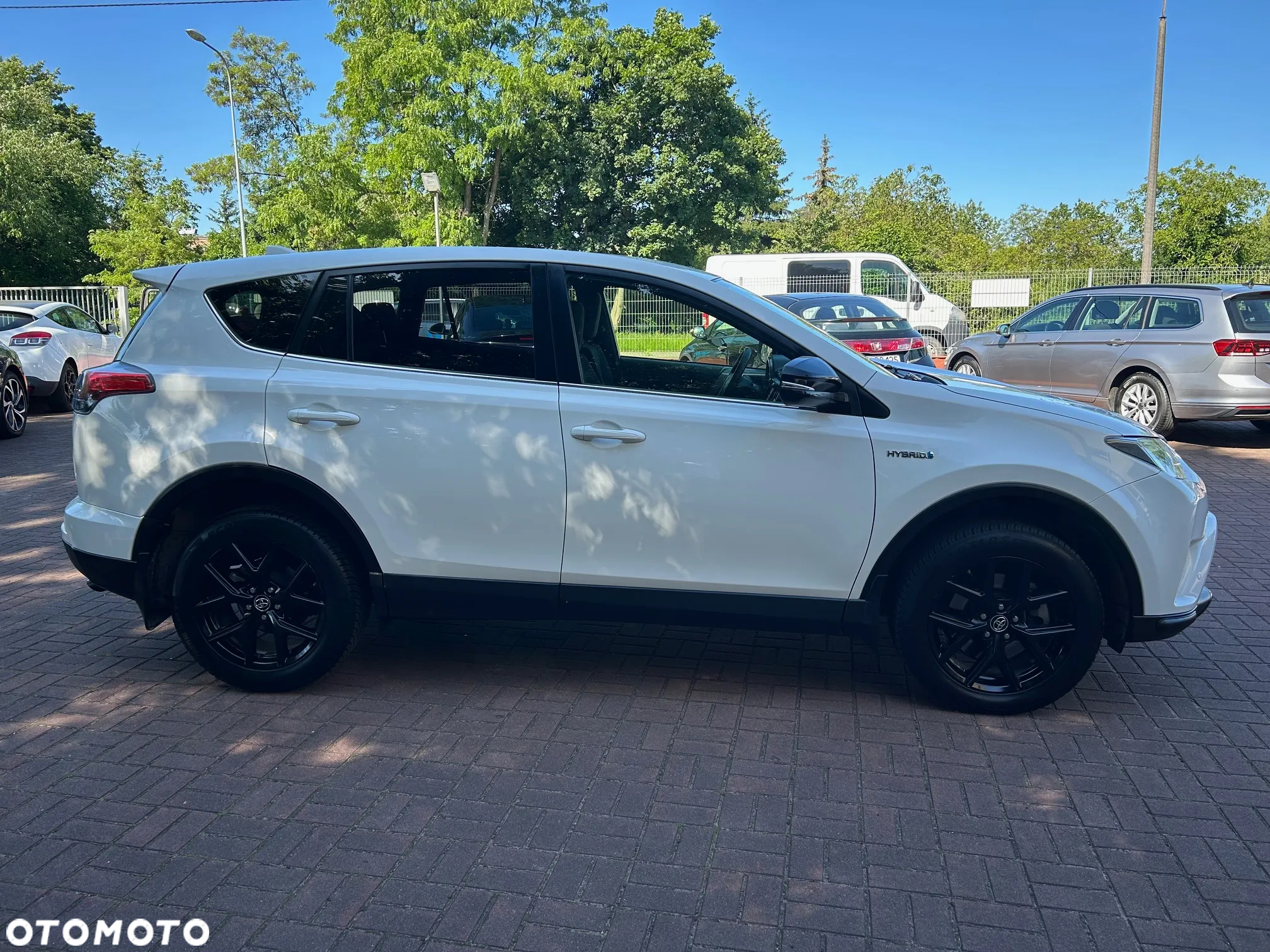 Toyota RAV4 Hybrid Premium 4x2 - 29
