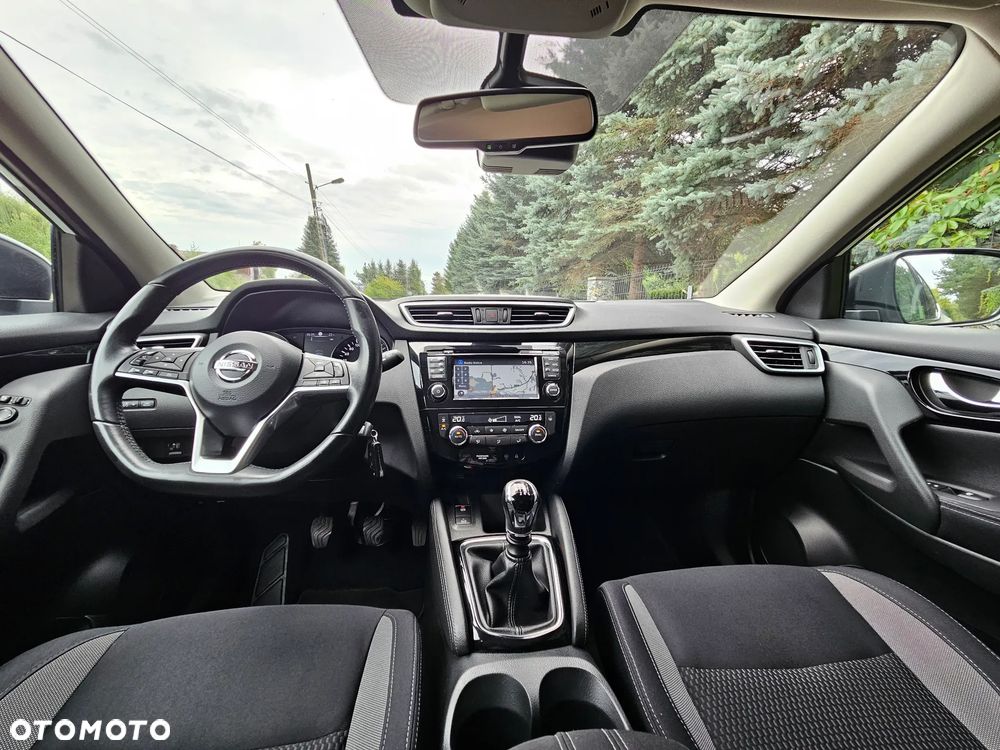 Nissan Qashqai 1.2 DIG-T N-Vision - 21