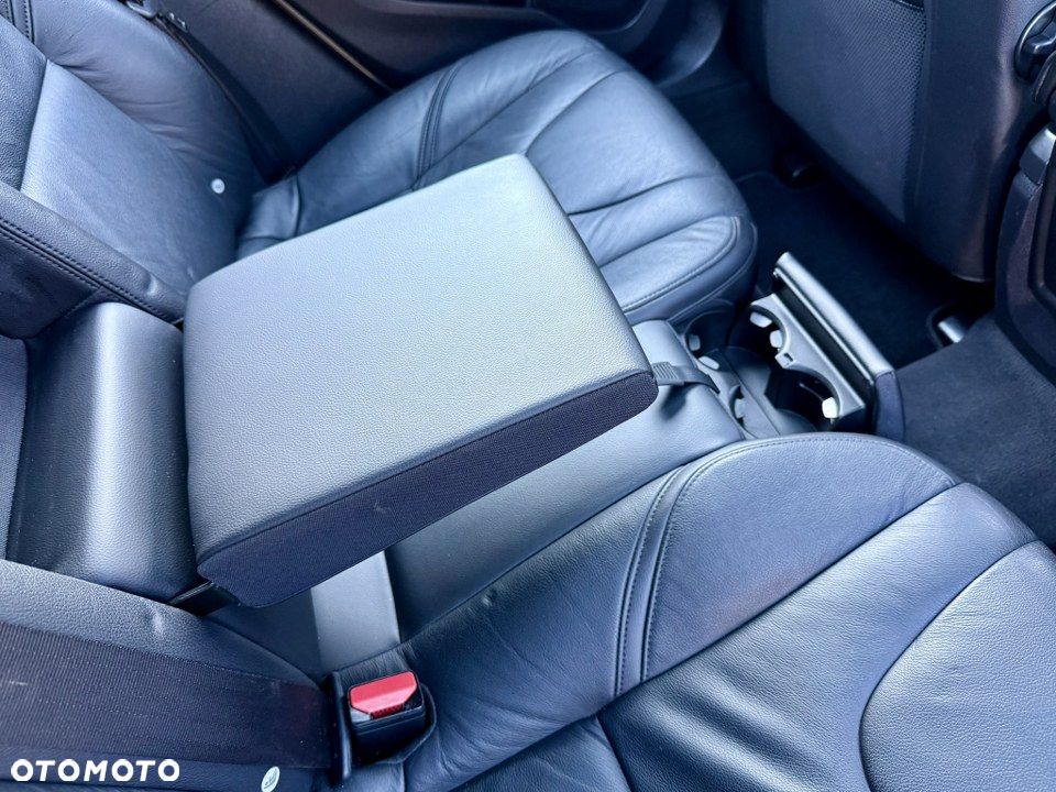 Volvo V40 T3 Summum - 35