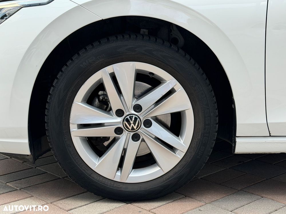 VOLKSWAGEN Golf 2021 — imagine 5