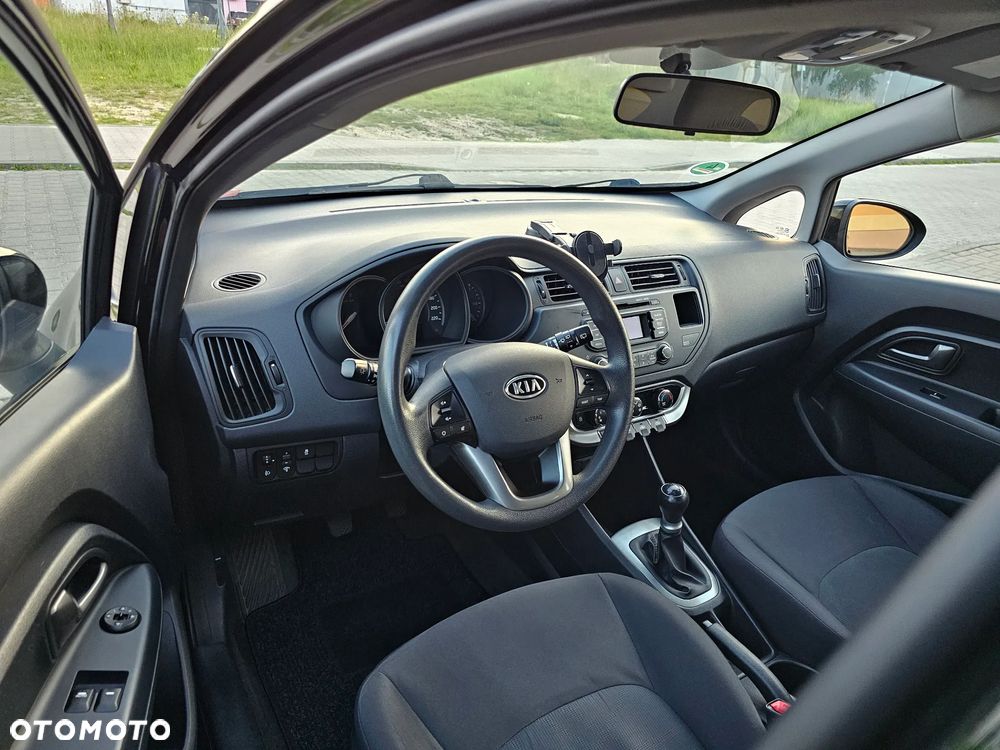 Kia Rio 1.2 Edition 7 - 13