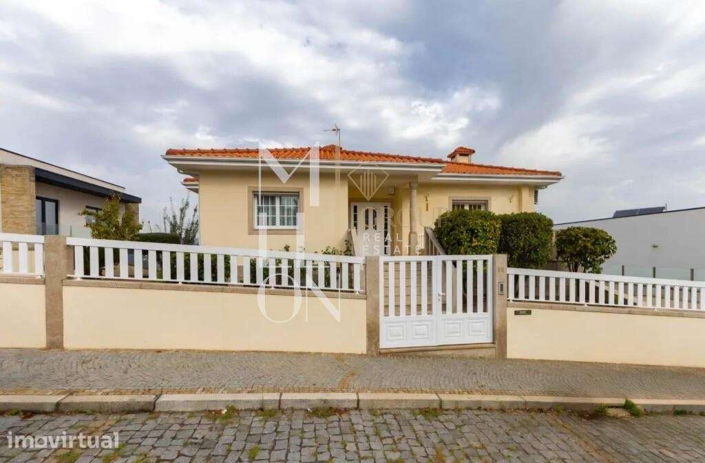 MORADIA T3 COM 525 M2 DE TERRENO | MARCO DE CANAVESES - Grande imagem: 2/14