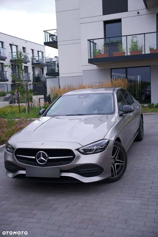 Mercedes-Benz Klasa C 300 9G-TRONIC - 1