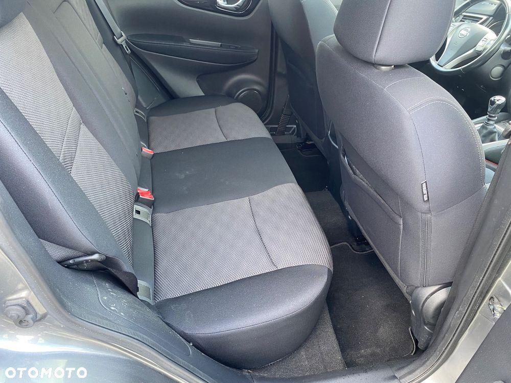 Nissan Qashqai 1.6 DIG-T N-Connecta - 30