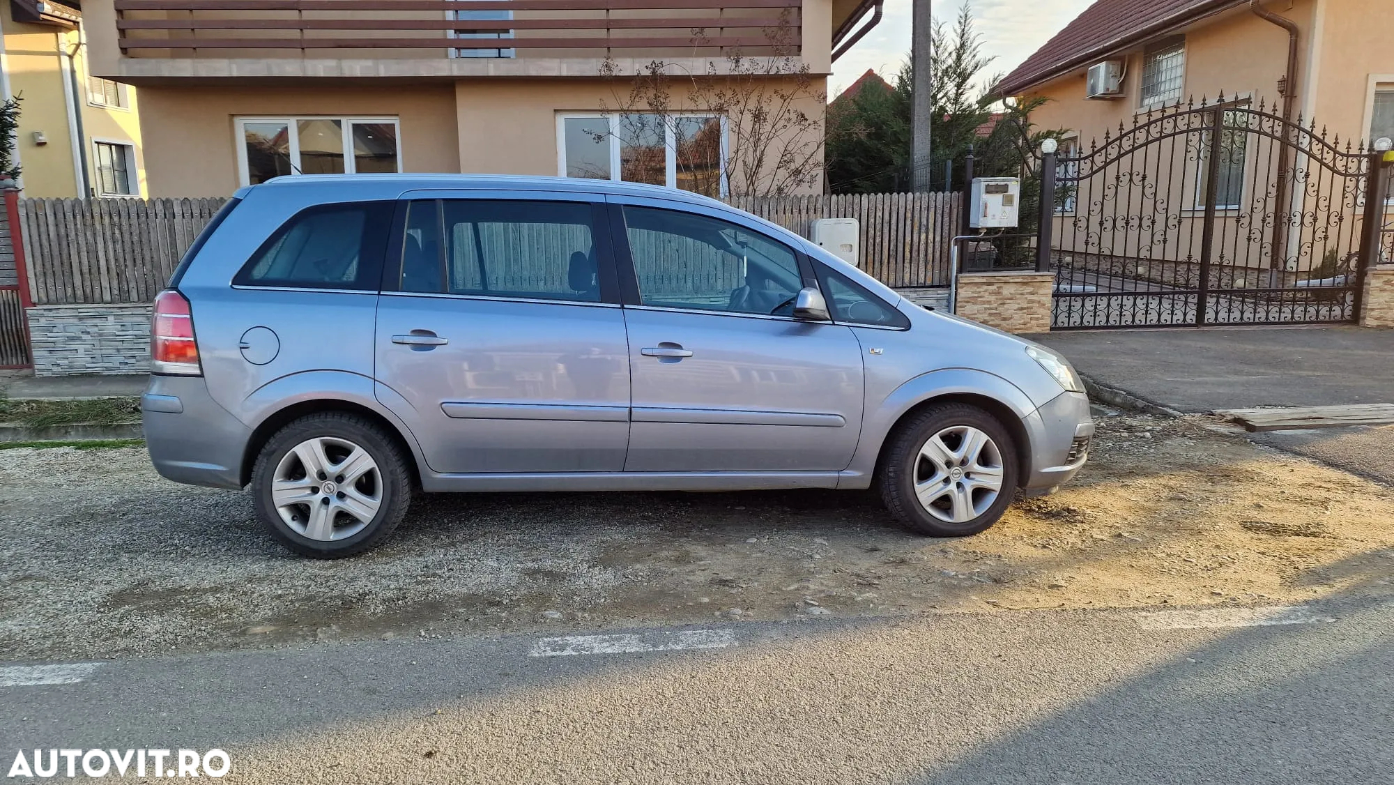 Opel Zafira 1.8 ECOTEC Enjoy - 2