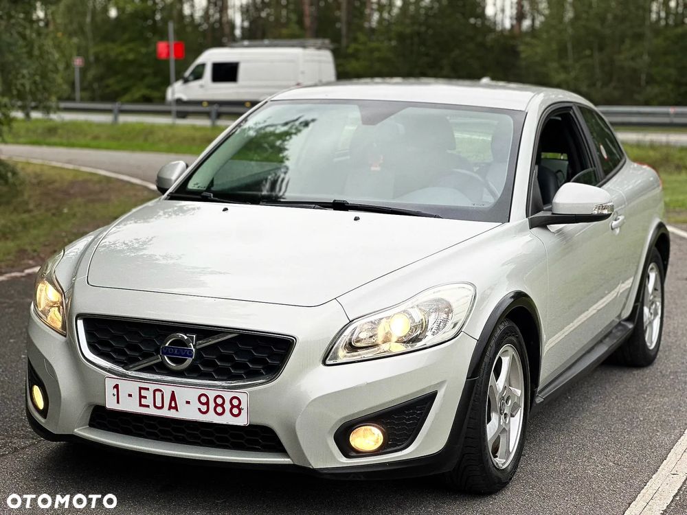 Volvo C30 D2 Momentum - 38