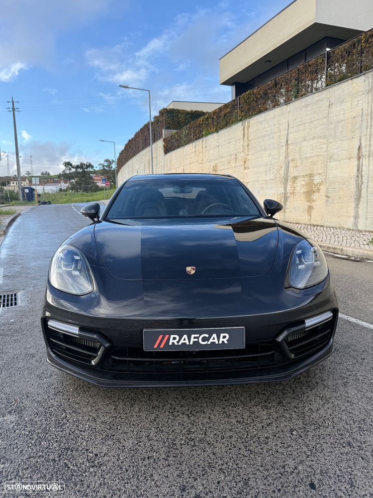 Porsche Panamera Sport Turismo 4 E-Hybrid - 2