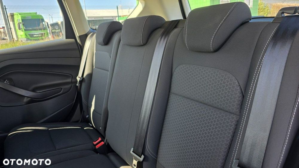 Ford Kuga - 19