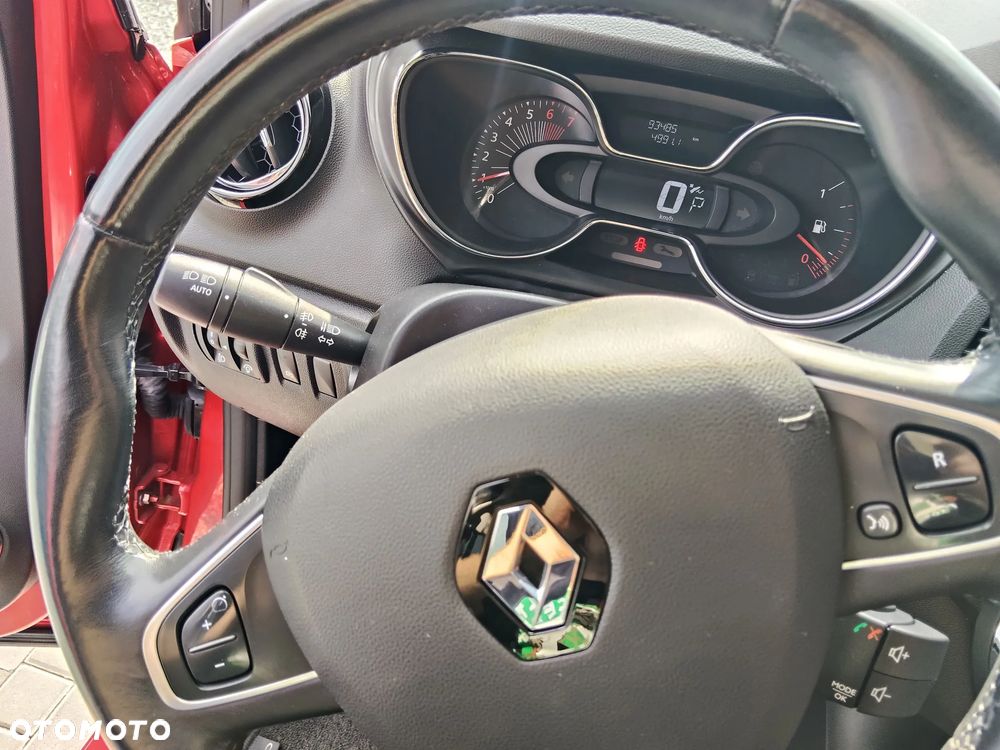 Renault Captur TCe 120 EDC Helly Hansen - 17