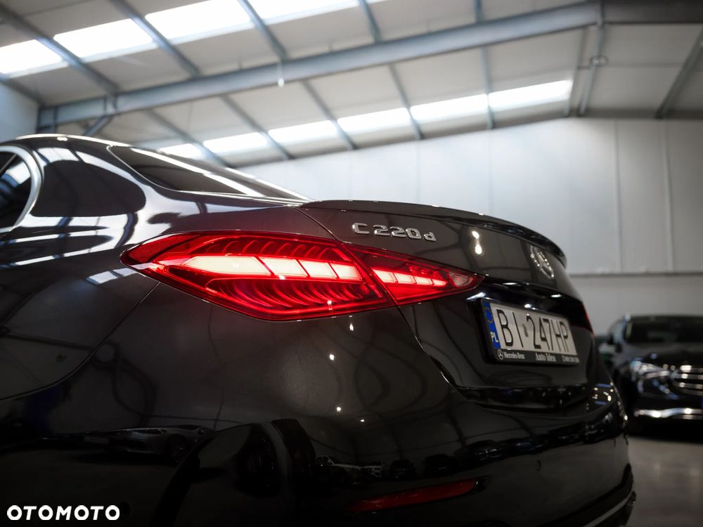 Mercedes-Benz Klasa C 220 d mHEV 4-Matic AMG - 7