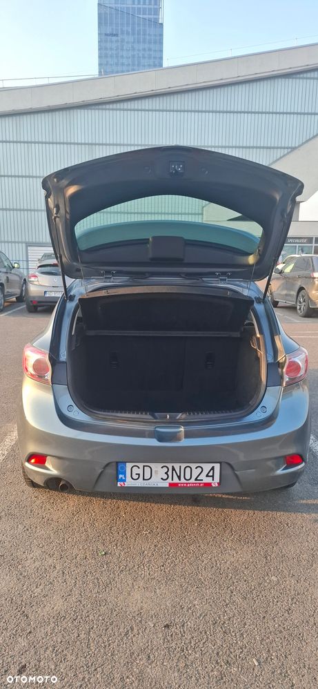 Mazda 3 1.6 Navi + - 8