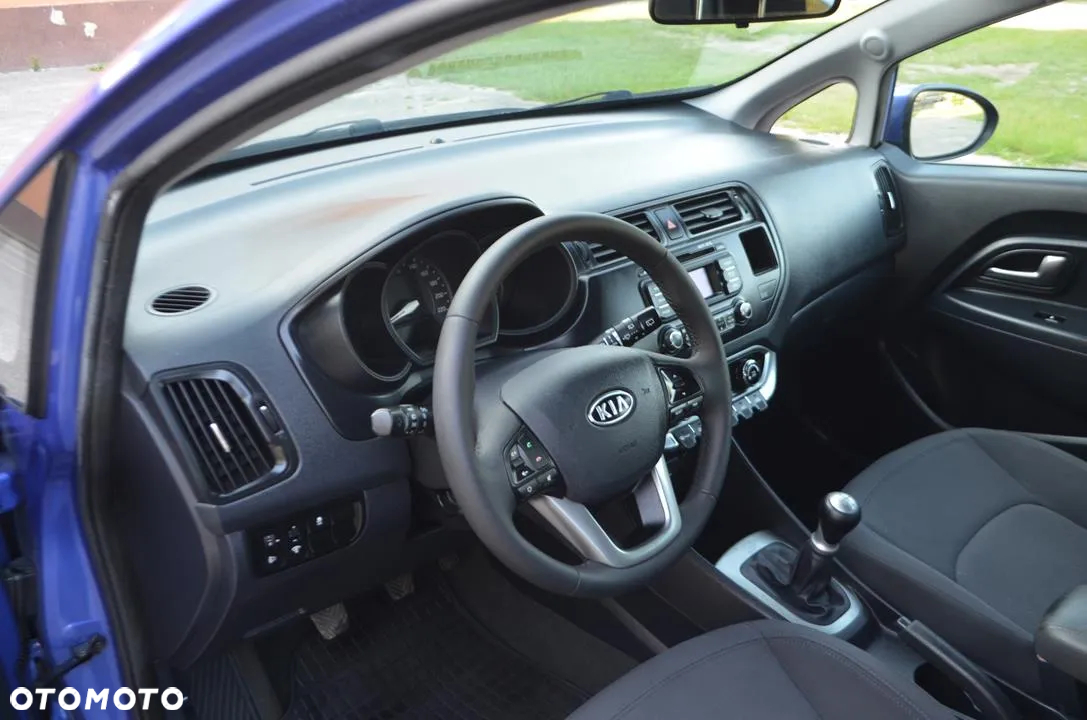 Kia Rio 1.2 Edition 7 - 17
