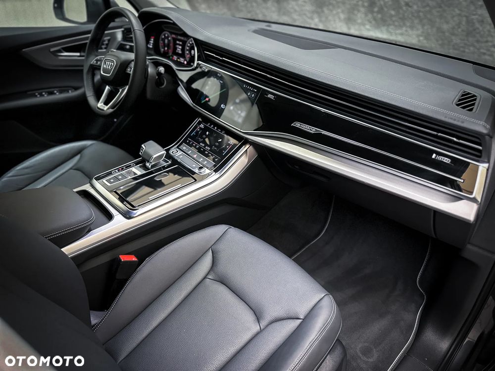 Audi Q7 - 24