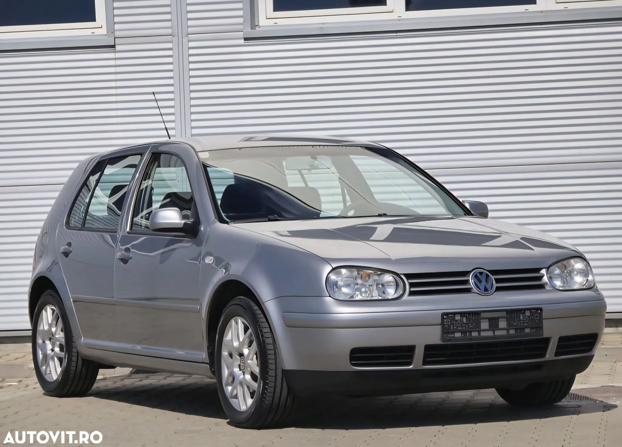Volkswagen Golf 1.9 TDI - 1