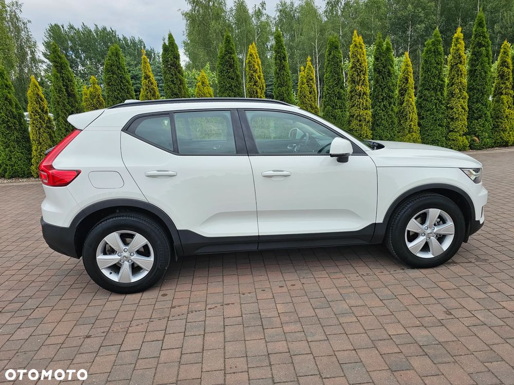 Volvo XC 40 T3 Momentum - 28