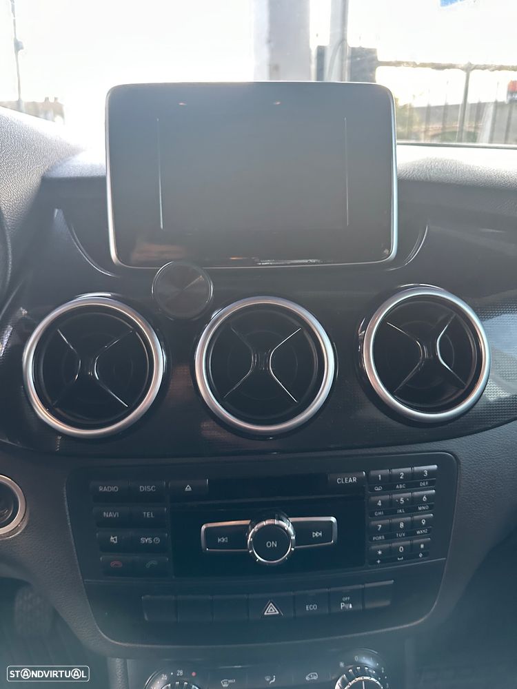 Mercedes-Benz B 180 CDI BlueEFFICIENCY 114g - 17