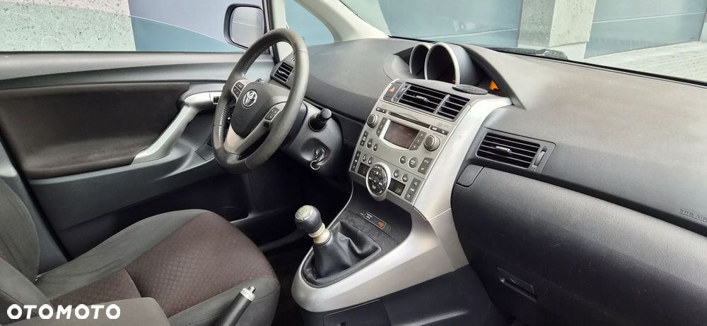 Toyota Verso 1.8 Premium EU5 7os - 19