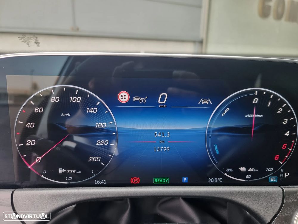 Mercedes-Benz E 300 de 9G-TRONIC AMG Line - 14